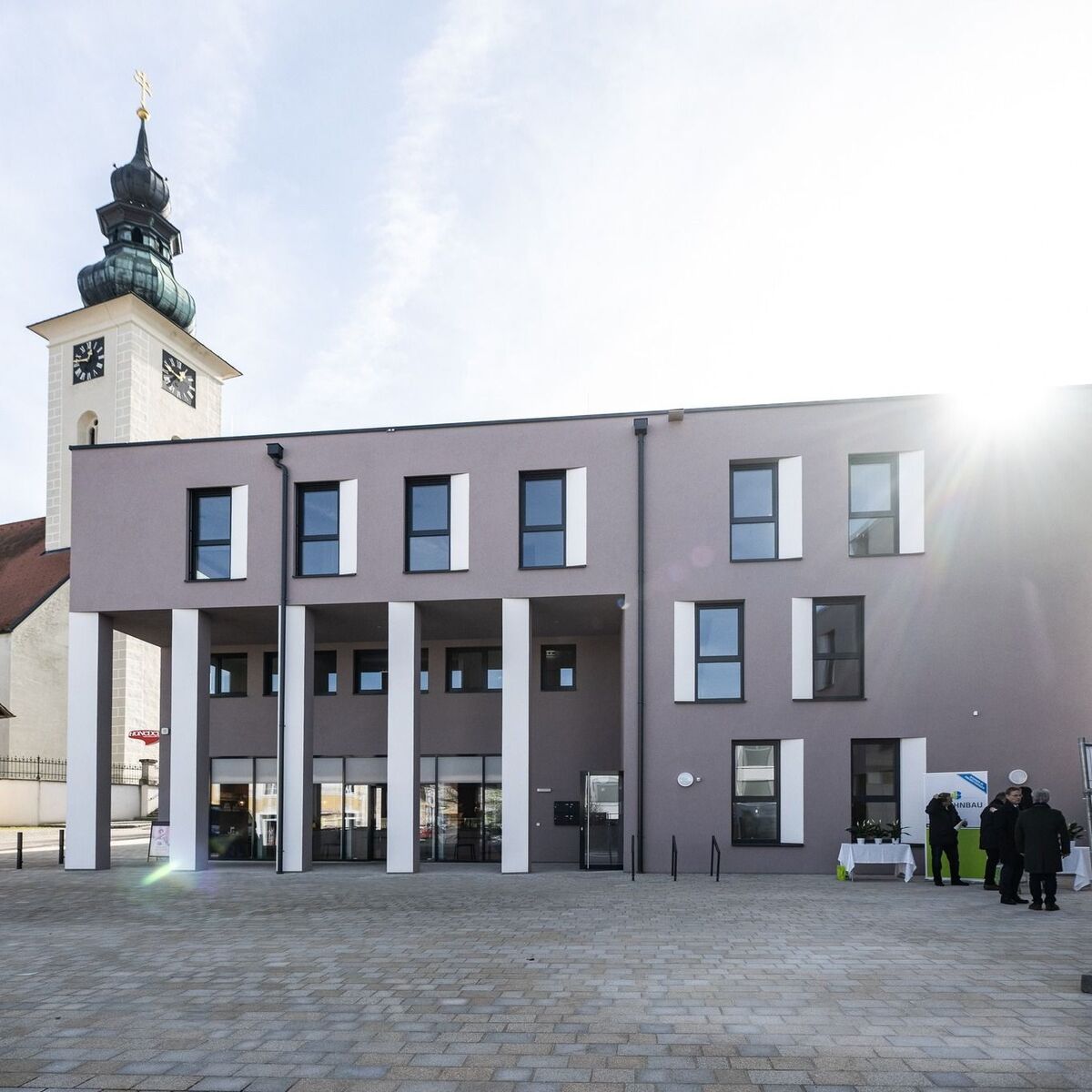 Wohn und Arbeitsglück Neue Wohn und Geschäftsanlage in Hörsching